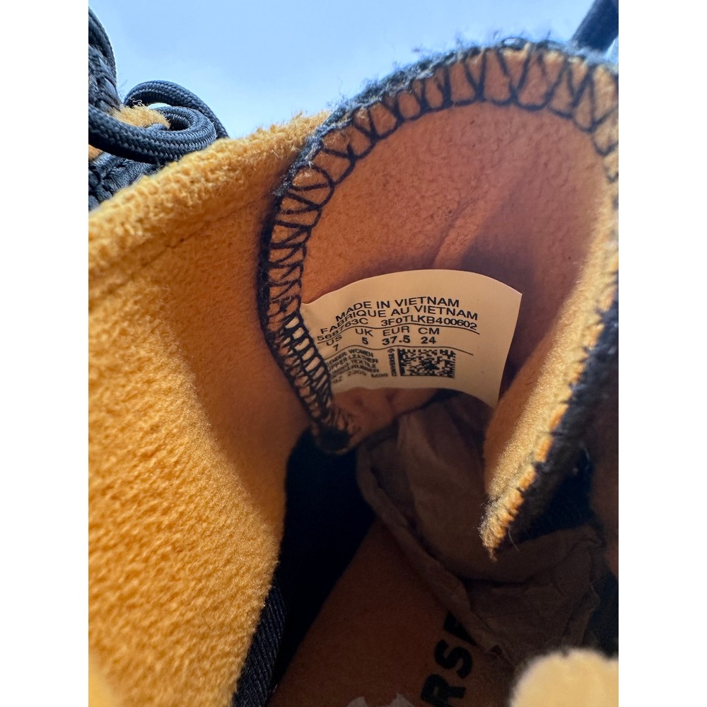 Converse Women 7 Chuck Taylor All Star Lugged Winter 2.0 GORE-TEX Leather Boots - Picture 7 of 7